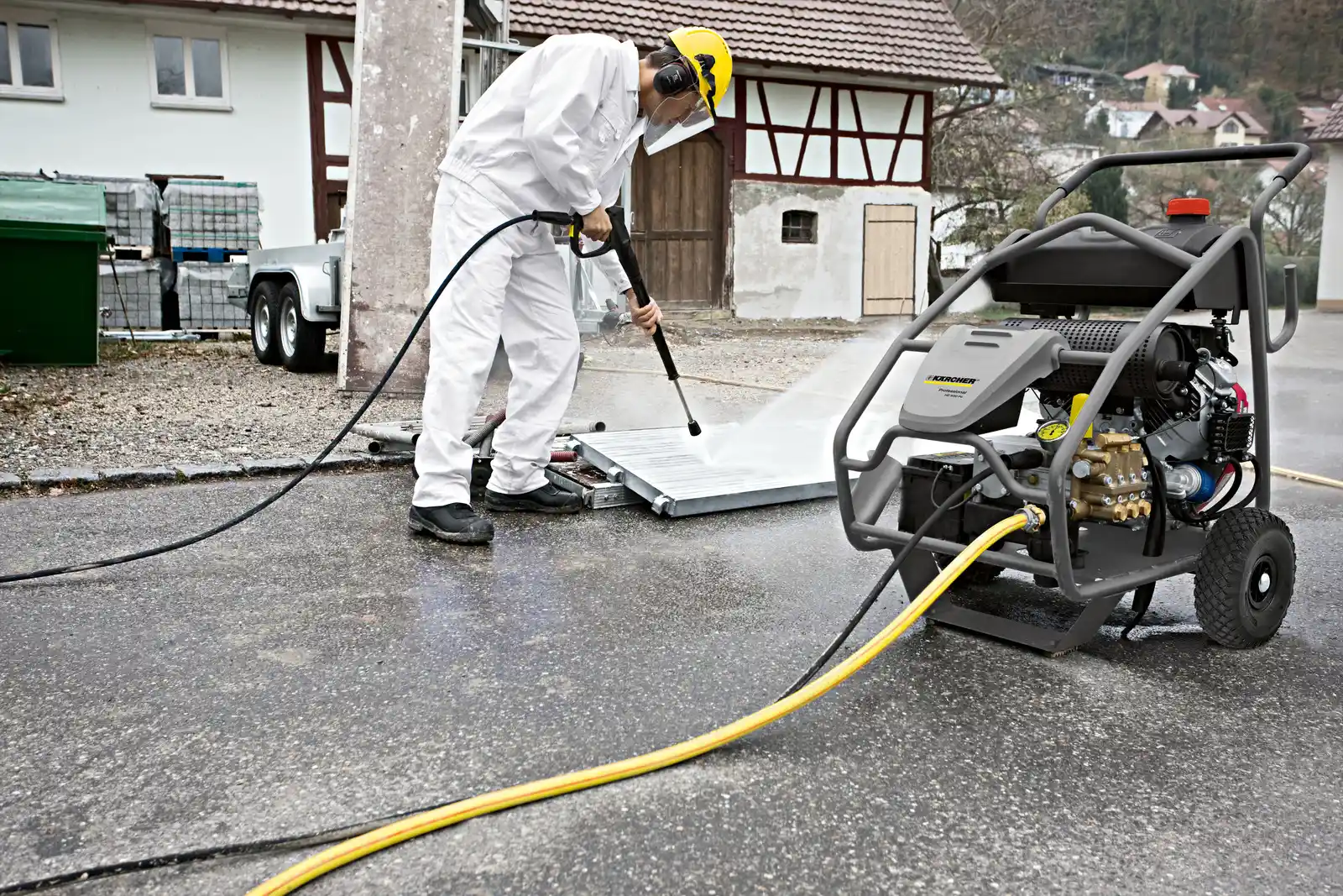 Differences between belt-driven and direct-driven pressure washer systems