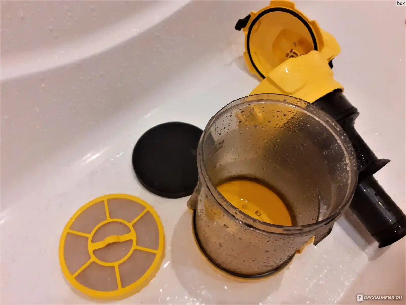 how to clean vacuum cleaner filter