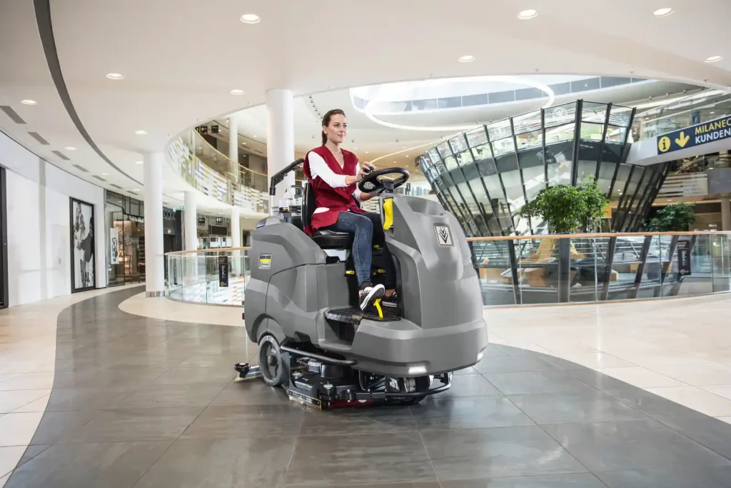 Floor scrubber Cleaning Shopping Center floor